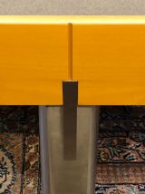 Table basse contemporaine avec rangement