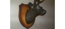 TETE DE CERF ANCIENNE EN METAL REGULE 