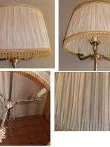 LAMPADAIRE TRIPODE LAITON STYLE LOUIS XV