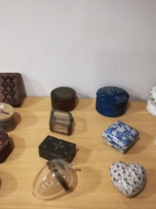 Collection de 30 boites miniatures