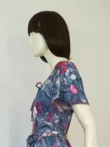 Robe vintage 70ies taille 38 40 fond gris motif fleurs exotiques et ibiscus