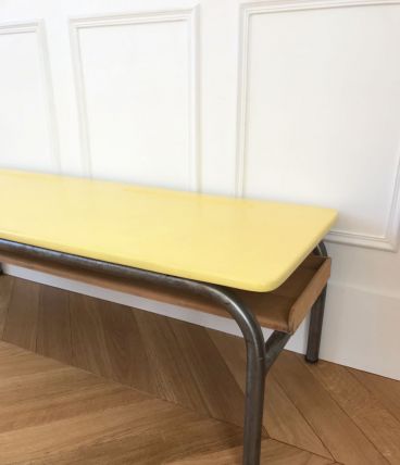 Table basse (ancien  pupitre d’écolier)