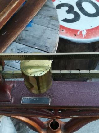pèse personne ancien