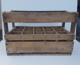 Casier à bouteilles vintage en bois