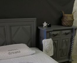 Chambre ancienne reloukée façon comtemporaine
