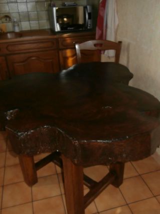 Table en orme massif