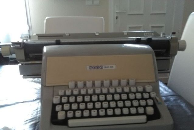 Machine à écrire Japy SM 35
