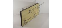 Porte-manteau mural en formica jaune 