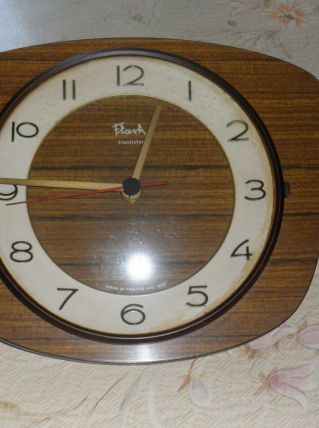 pendule de cuisine