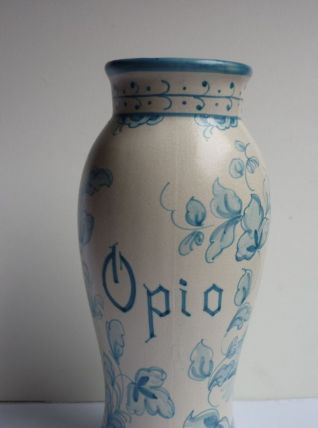 Pot à pharmacie 