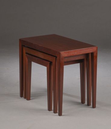3 Tables gigognes en acajou – Severin Hansen