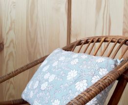 Petite chaise en rotin d'enfant vintage 