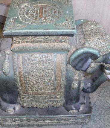 ELEPHANT CERAMIQUE VERT