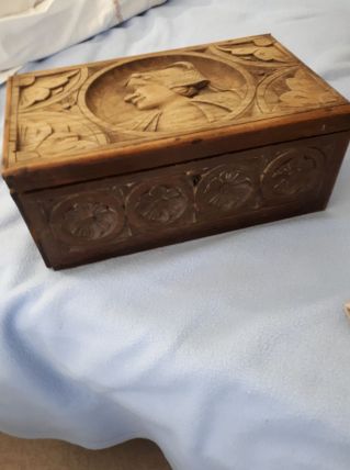 Boîte à ouvrage de Quimper époque 1930 1935