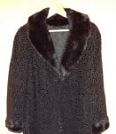 MANTEAU LONG EN ASTRAKAN