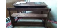 Ancien bureau d"écolier