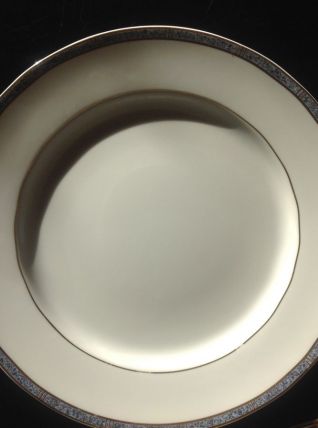  VAISSELLE BERNARDEAU porcelaine de Limoges