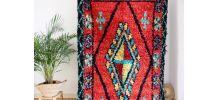 Grand tapis boucherouite berbère tissé main au Maroc
