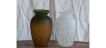 Paire de 2 petits vases en pate de verre