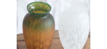 Paire de 2 petits vases en pate de verre