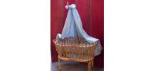 Berceau de poupée en rotin