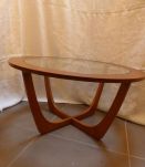 Table basse en teck vintage dessus verre clair