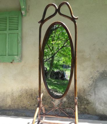 Miroir psyché en rotin brun