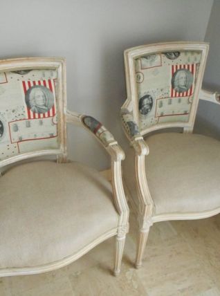 Paire de fauteuils LXVI refaits à neuf