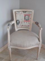 Paire de fauteuils LXVI refaits à neuf