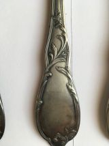 7 cuillères à soupe anciennes en étain