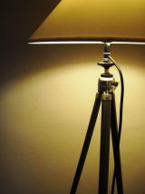 lampadaire créé s/ancien trépied photo métal(5)