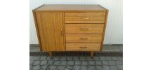 Petit bahut enfilade en rotin