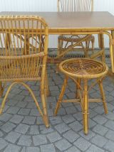 Ensemble table ,2 chaises et 2 tabourets  rotin