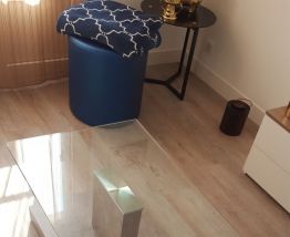 Table basse en verre imitation béton