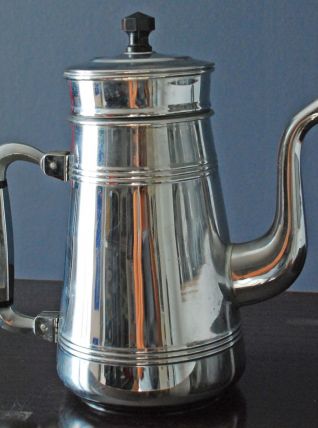 Cafetière ancienne