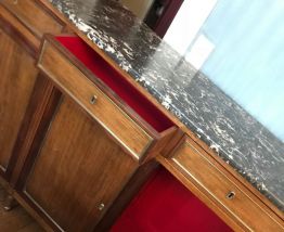 Buffet avec marbre style Louis XVI