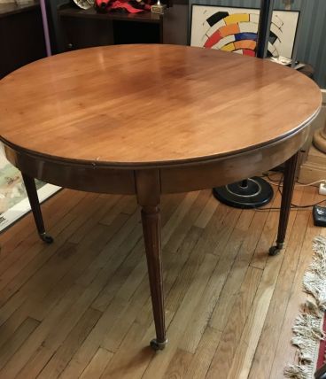 Table avec rallonge, style Louis XVI