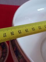 Soupière et saucière en porcelaine