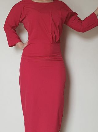 Robe rouge style rétro 