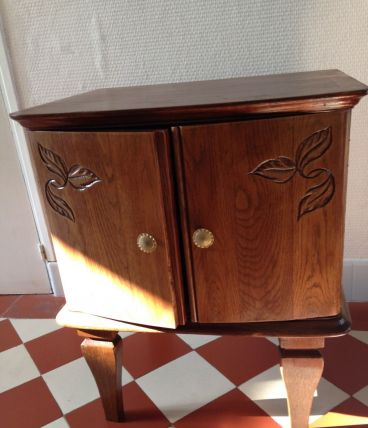 Table de chevet