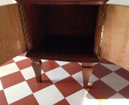 Table de chevet