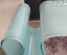 table de salon design en verre trempe