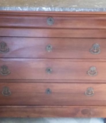 Commode Louis Philippe 5 tirroirs avec plateau en marbre