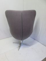 Fauteuil forme d'oeuf