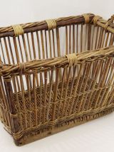 Ancien panier en osier avec des poignées du début du siècle