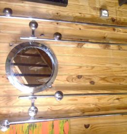 Porte -manteaux    inox 