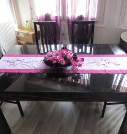 Table design Wave Laqué Noire et Parme