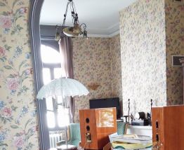 Bar et tabourets