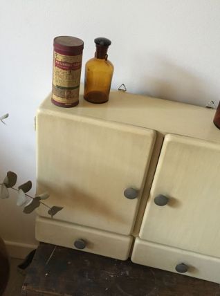 Armoire de toilette vintage