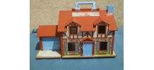 maison Tudor no 952 Vintage Fisher Price